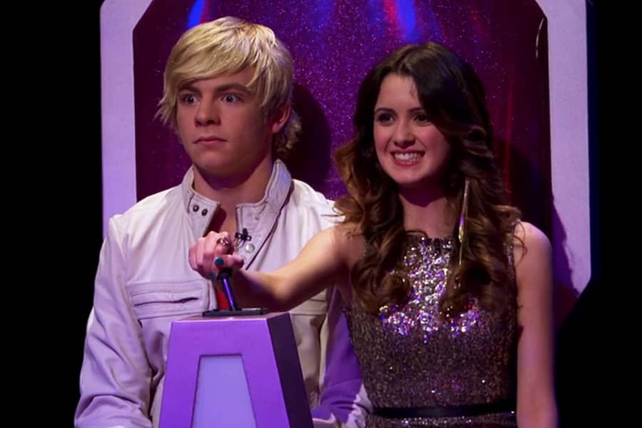 Austin Moon and Ally Dawson as guest judges