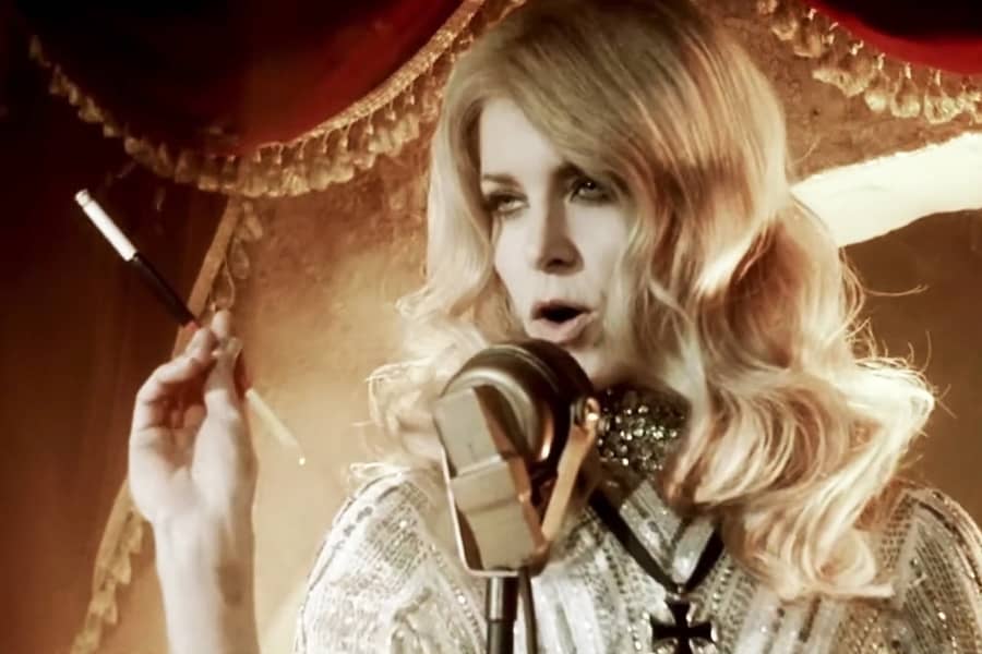 Sheri Moon Zombie as a lounge singer